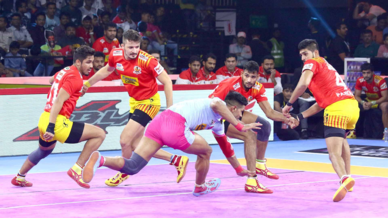 Match 44: Gujarat Fortunegiants vs Jaipur Pink Panthers Match 44: Gujarat Fortunegiants vs Jaipur Pink Panthers