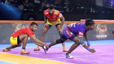 Match 20: Gujarat Fortunegiants vs Dabang Delhi K.C. Match 20: Gujarat Fortunegiants vs Dabang Delhi K.C.