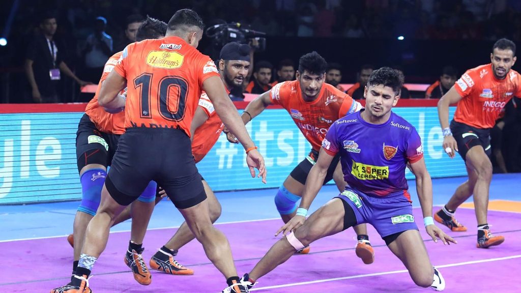Dabang Delhi K.C. became the first team to finish with a 100%-win record in vivo Pro Kabaddi.