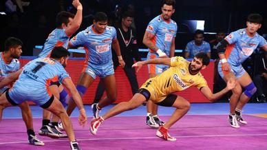 Match 128 - Bengal Warriors vs Telugu Titans Match 128 - Bengal Warriors vs Telugu Titans