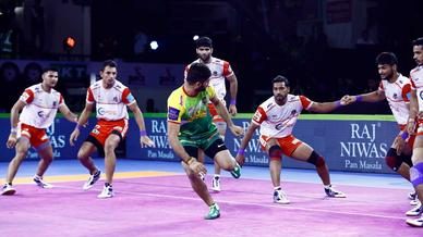Match 30: Patna Pirates vs Haryana Steelers Match 30: Patna Pirates vs Haryana Steelers