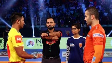 Match 92: U Mumba vs Gujarat Fortunegiants Match 92: U Mumba vs Gujarat Fortunegiants