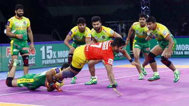 Match 54: Gujarat Fortunegiants vs Patna Pirates Match 54: Gujarat Fortunegiants vs Patna Pirates