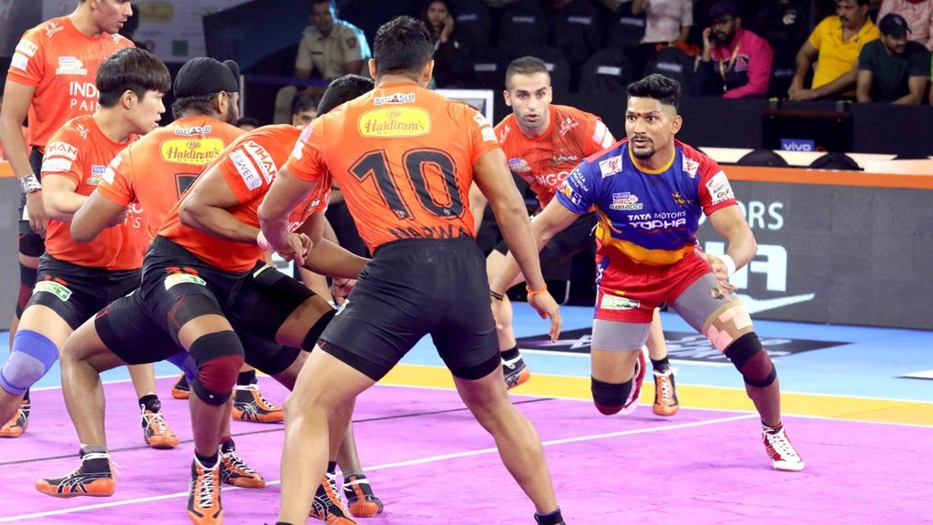 U.P. Yoddha’s Rishank Devadiga raiding against U Mumba