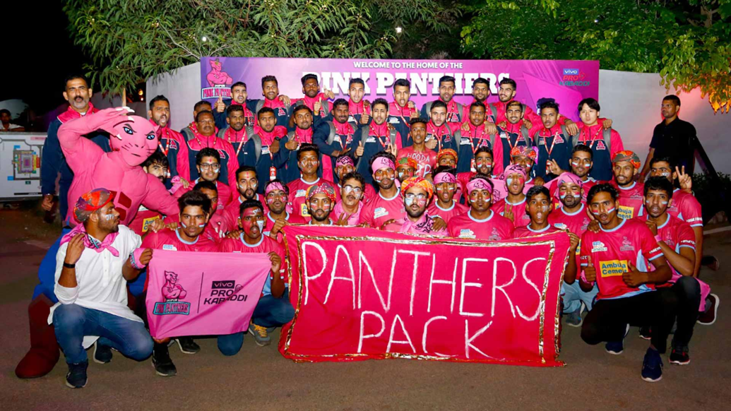 Panthers Pack show their support for Jaipur Pink Panthers Panthers Pack show their support for Jaipur Pink Panthers