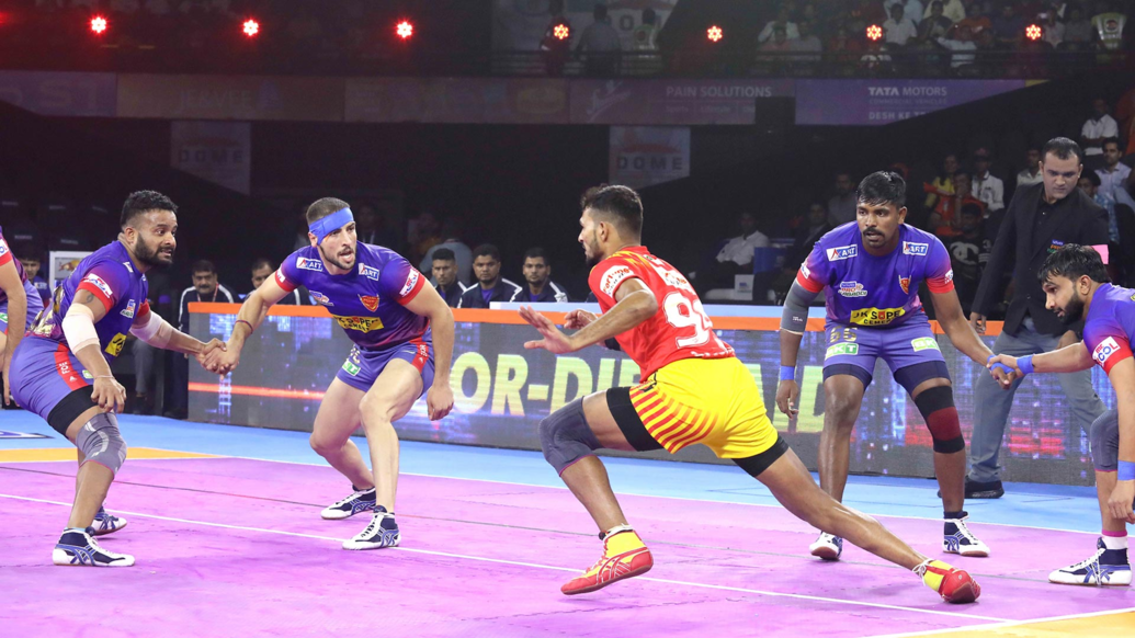Match 20: Gujarat Fortunegiants vs Dabang Delhi K.C. Match 20: Gujarat Fortunegiants vs Dabang Delhi K.C.
