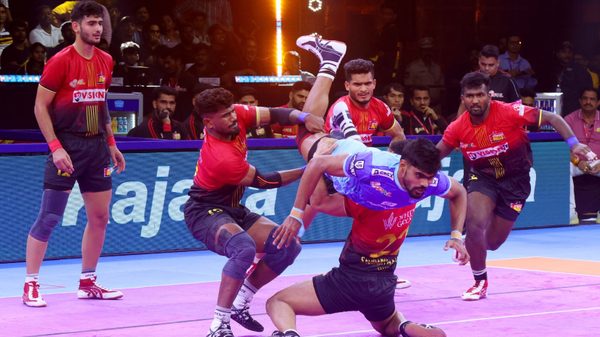 Bengaluru Bulls vs Jaipur Pink Panthers in Match 49 of Pro Kabaddi Season 11