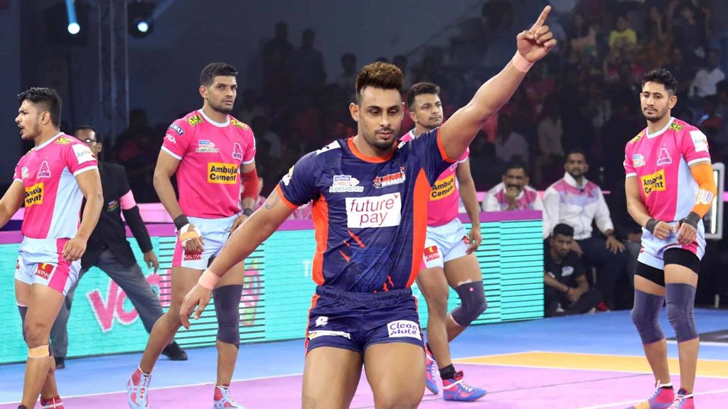Maninder Singh led from the front as Bengal Warriors beat Jaipur Pink Panthers.