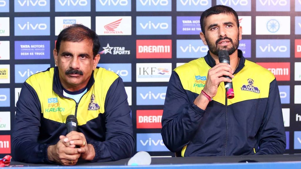 Tamil Thalaivas’ coach E. Bhaskaran and captain Ajay Thakur at the post-match press conference.