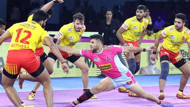 Match 100: Jaipur Pink Panthers vs Gujarat Fortunegiants Match 100: Jaipur Pink Panthers vs Gujarat Fortunegiants