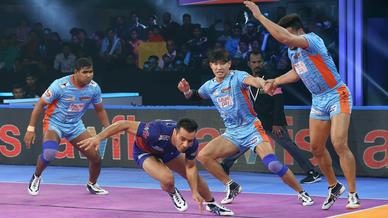 Match 126: Bengal Warriors vs Dabang Delhi K.C Match 126: Bengal Warriors vs Dabang Delhi K.C