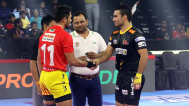 Match 37: Gujarat Fortunegiants vs Telugu Titans Match 37: Gujarat Fortunegiants vs Telugu Titans