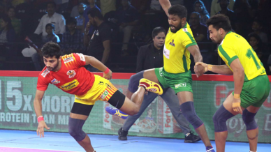 Match 34: Gujarat Fortunegiants vs Tamil Thalaivas Match 34: Gujarat Fortunegiants vs Tamil Thalaivas