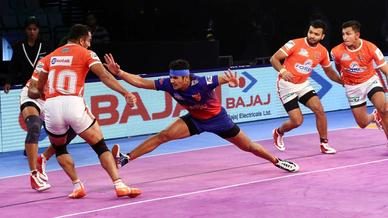 Match 93: Dabang Delhi K.C. vs Puneri Paltan Match 93: Dabang Delhi K.C. vs Puneri Paltan
