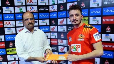 Match-100 Telugu Titans vs Gujarat Fortunegiants Match-100 Telugu Titans vs Gujarat Fortunegiants