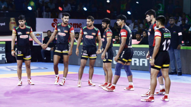 Match 24: Bengal Warriros vs Bengaluru Bulls Match 24: Bengal Warriros vs Bengaluru Bulls