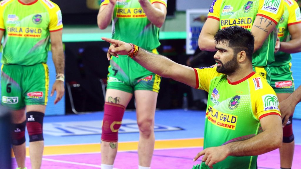 Patna Pirates’ Pardeep Narwal in action during vivo Pro Kabaddi Season 7.   