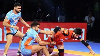 Match 77: Bengaluru Bulls vs Bengal Warriors Match 77: Bengaluru Bulls vs Bengal Warriors