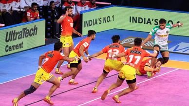 Match 129 - Gujarat Fortunegiants vs Patna Pirates Match 129 - Gujarat Fortunegiants vs Patna Pirates