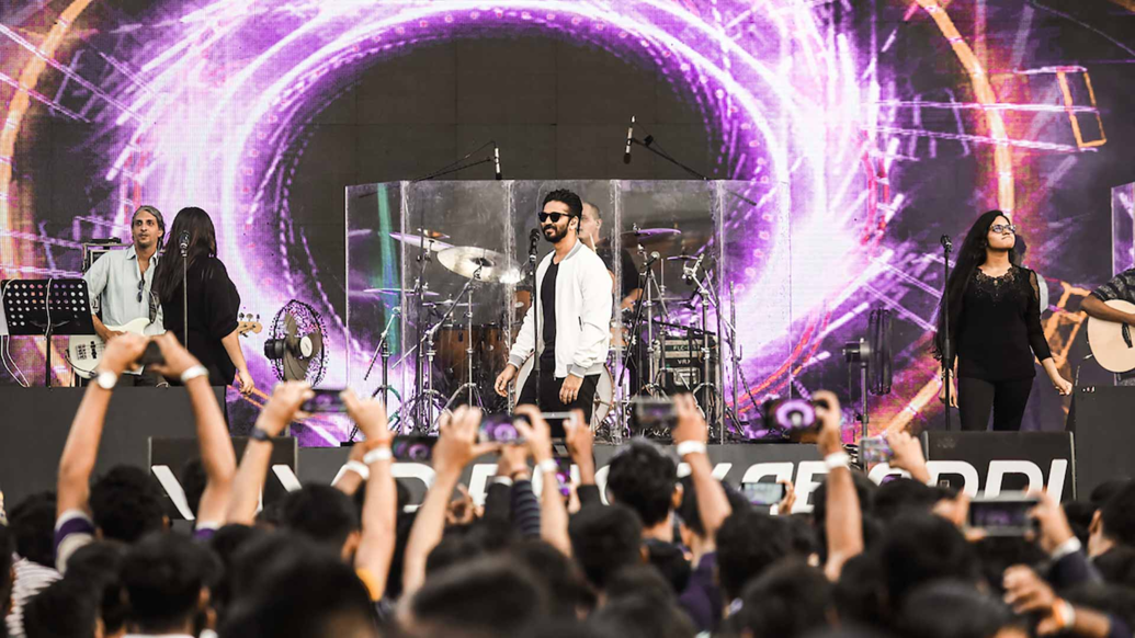 Fan Fest ft. Kanika Kapoor, Amit Trivedi and Darshan Raval Fan Fest ft. Kanika Kapoor, Amit Trivedi and Darshan Raval