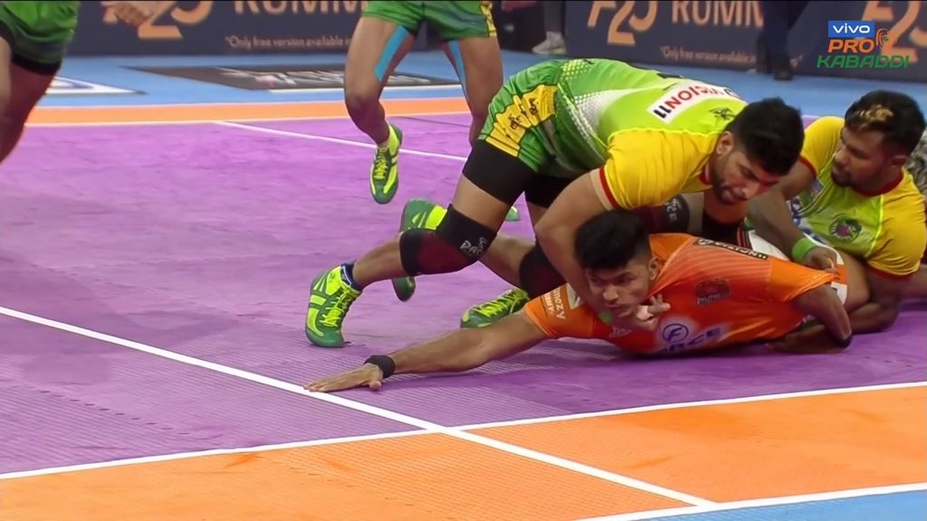 Moment of the Day Akash Shinde's Super Raid December 5 vivo Pro