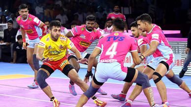 Match 100: Jaipur Pink Panthers vs Gujarat Fortunegiants Match 100: Jaipur Pink Panthers vs Gujarat Fortunegiants