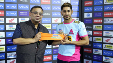Match 23: Patna Pirates vs Jaipur Pink Panthers Match 23: Patna Pirates vs Jaipur Pink Panthers