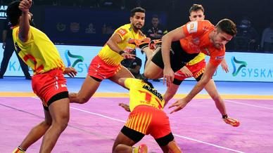 Match 92: U Mumba vs Gujarat Fortunegiants Match 92: U Mumba vs Gujarat Fortunegiants