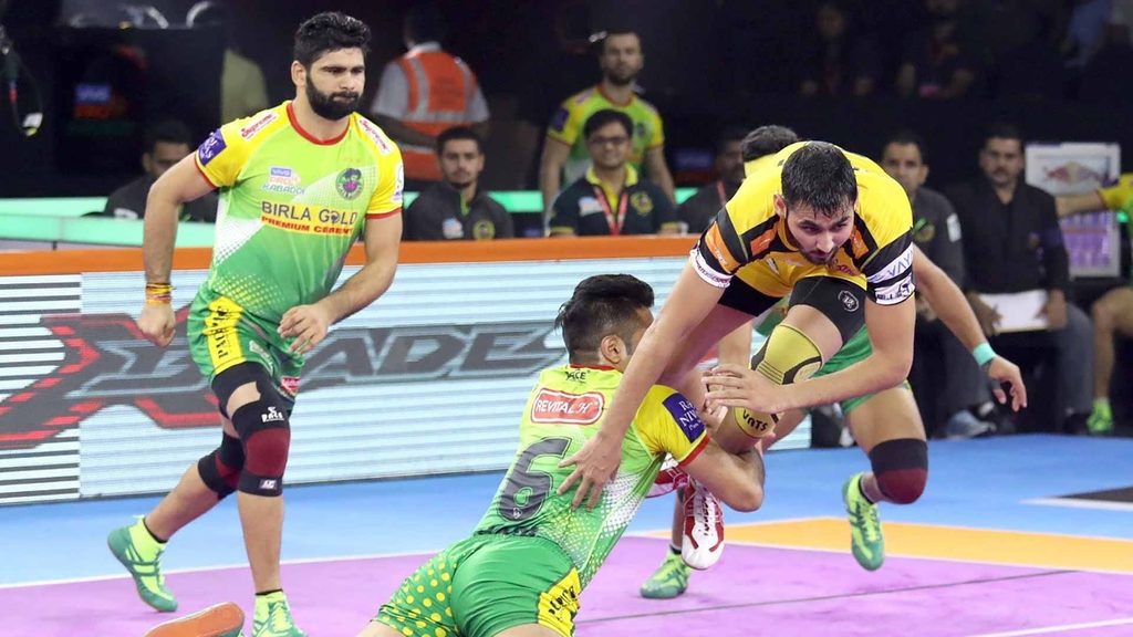 Rajnish scored the first Super 10 of his career against Patna Pirates in Match 98.