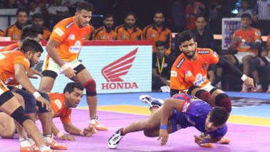Match 35: Puneri Paltan vs Dabang Delhi K.C. Match 35: Puneri Paltan vs Dabang Delhi K.C.