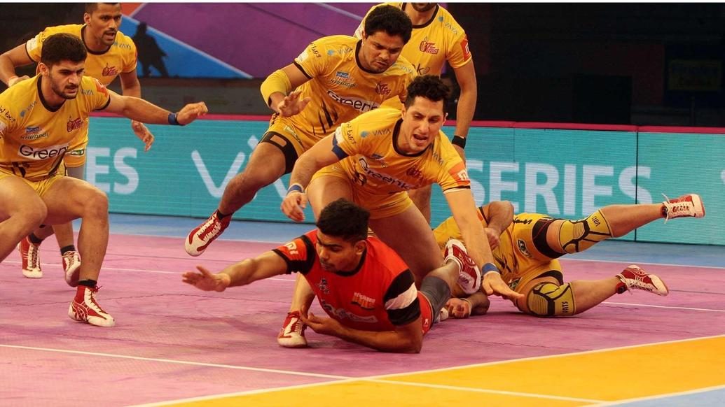 Sehrawat shines yet again as Bengaluru Bulls book a berth in the Playoffs Sehrawat shines yet again as Bengaluru Bulls book a berth in the Playoffs