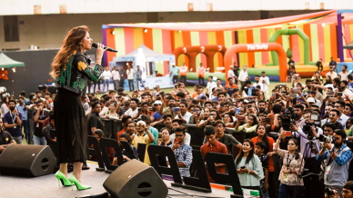 Fan Fest ft. Kanika Kapoor, Amit Trivedi and Darshan Raval Fan Fest ft. Kanika Kapoor, Amit Trivedi and Darshan Raval
