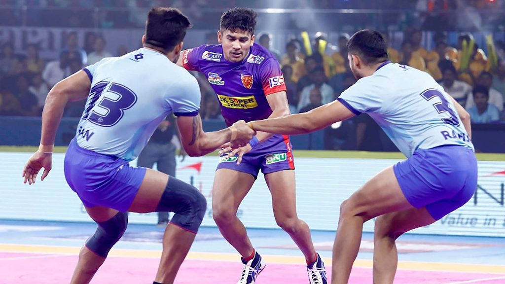 Dabang Delhi K.C.’s Naveen Kumar came alive late in the match against Tamil Thalaivas.