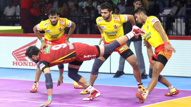 Match 67: Bengaluru Bulls vs Gujarat Fortunegiants Match 67: Bengaluru Bulls vs Gujarat Fortunegiants