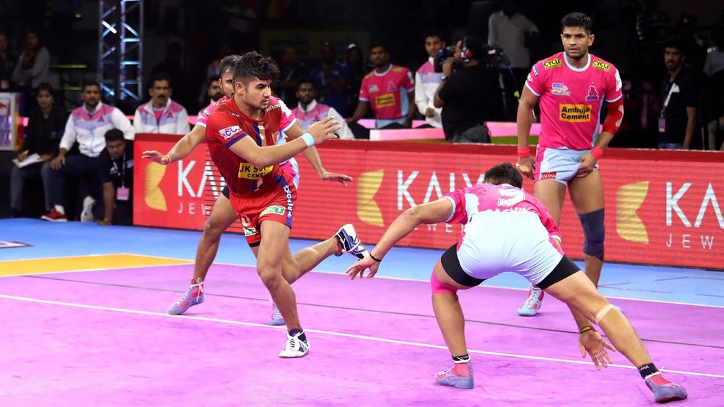 Naveen Kumar scored his 10th straight Super 10.