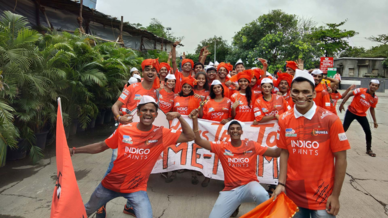 Me Mumba show their support for U Mumba Me Mumba show their support for U Mumba