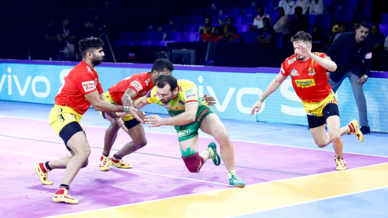 Match 123: Gujarat Fortunegiants vs Patna Pirates Match 123: Gujarat Fortunegiants vs Patna Pirates
