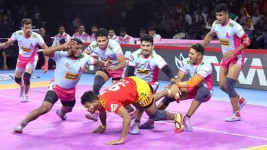 Match 44: Gujarat Fortunegiants vs Jaipur Pink Panthers Match 44: Gujarat Fortunegiants vs Jaipur Pink Panthers