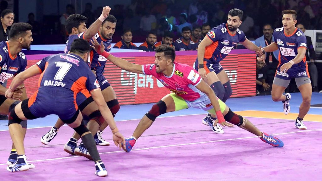 Nilesh Salunke led Jaipur Pink Panthers in scoring with 15 raid points.