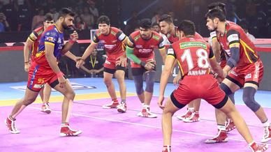 Match 39: U.P. Yoddha vs Bengaluru Bulls Match 39: U.P. Yoddha vs Bengaluru Bulls