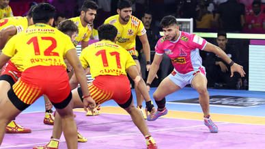 Match 100: Jaipur Pink Panthers vs Gujarat Fortunegiants Match 100: Jaipur Pink Panthers vs Gujarat Fortunegiants