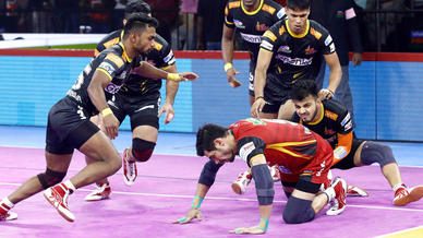 Match 77: Bengaluru Bulls vs Telugu Titans Match 77: Bengaluru Bulls vs Telugu Titans