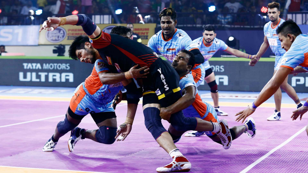 Match 24: Bengal Warriros vs Bengaluru Bulls Match 24: Bengal Warriros vs Bengaluru Bulls