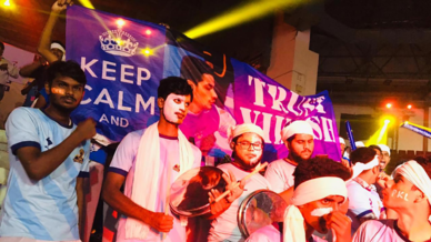 Thalaiva Padai show their support for Tamil Thalaivas Thalaiva Padai show their support for Tamil Thalaivas