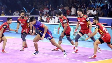 Semi-Final 1: Dabang Delhi K.C. vs Bengaluru Bulls Semi-Final 1: Dabang Delhi K.C. vs Bengaluru Bulls