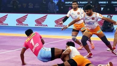 Match 111: Jaipur Pink Panthers vs Puneri Paltan Match 111: Jaipur Pink Panthers vs Puneri Paltan