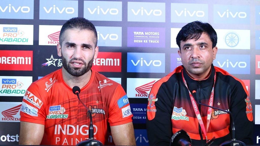 U Mumba skipper Fazel Atrachali and coach Sanjeev Kumar at the post-match press conference.