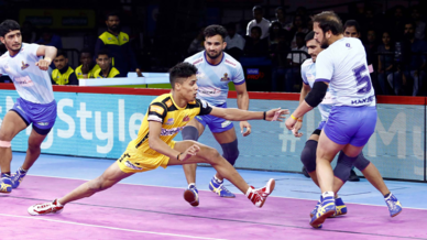 Match 72: Telugu Titans vs Tamil Thalaivas Match 72: Telugu Titans vs Tamil Thalaivas