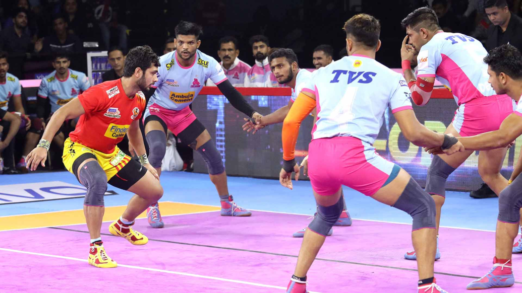 Match 44: Gujarat Fortunegiants vs Jaipur Pink Panthers Match 44: Gujarat Fortunegiants vs Jaipur Pink Panthers