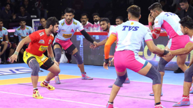 Match 44: Gujarat Fortunegiants vs Jaipur Pink Panthers Match 44: Gujarat Fortunegiants vs Jaipur Pink Panthers